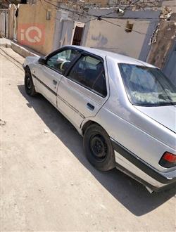 Peugeot 405